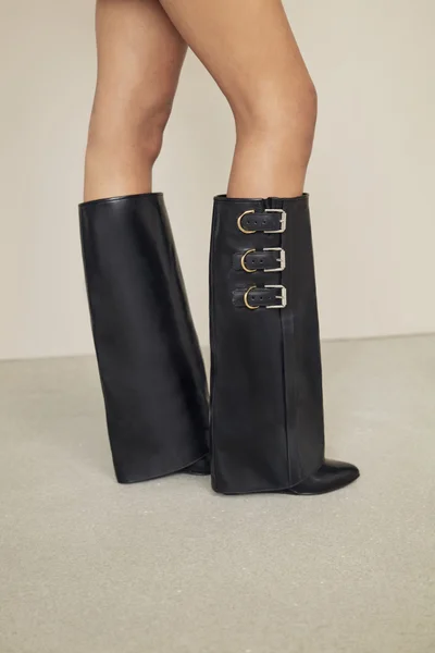 Look 13